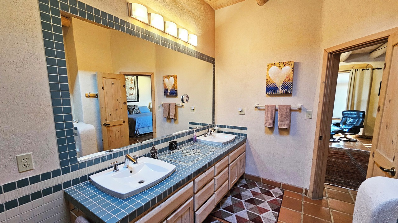 Photo of Bathroom in Arroyo Seco
