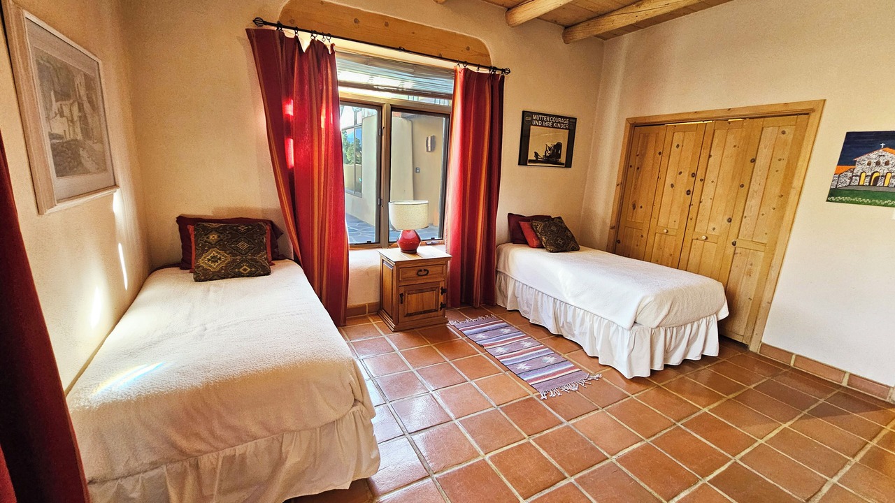 Photo of Bedroom in Arroyo Seco
