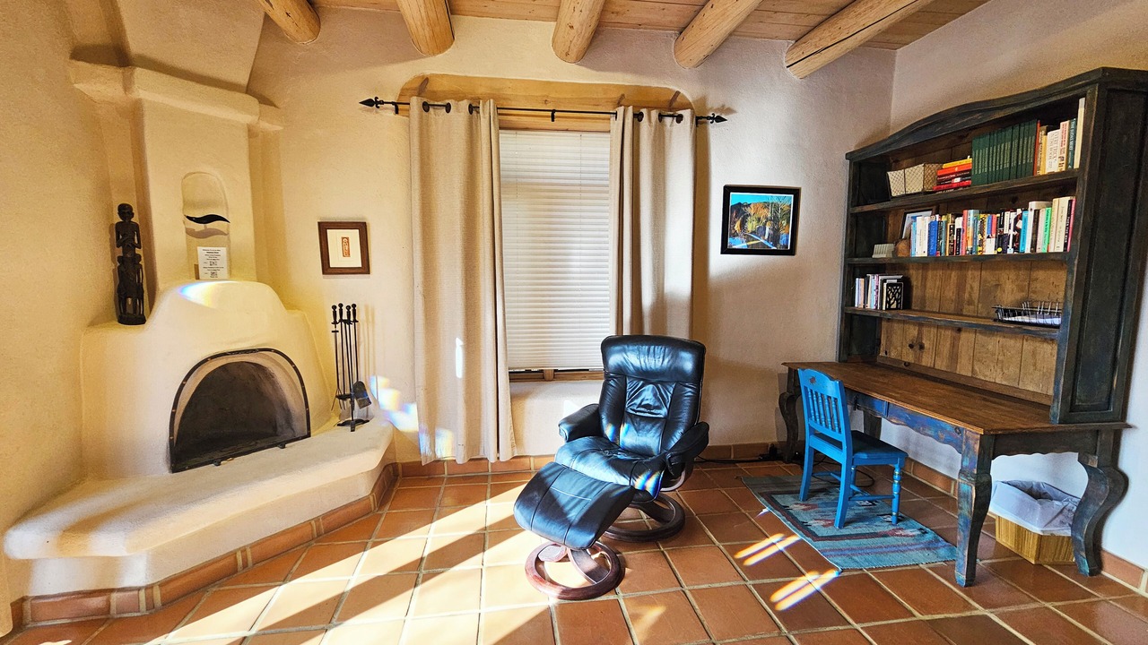 Photo of Livingroom in Arroyo Seco