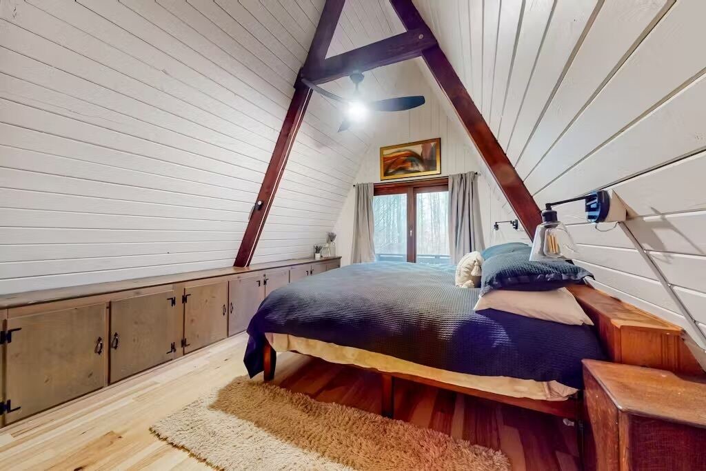 Photo of Bedroom in East Jamaica