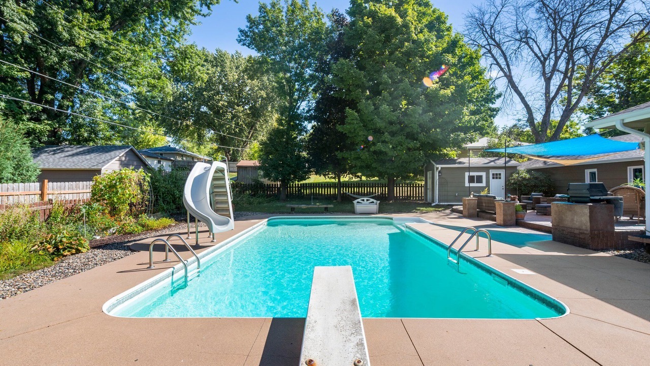 Photo of Outdoor in Burnsville