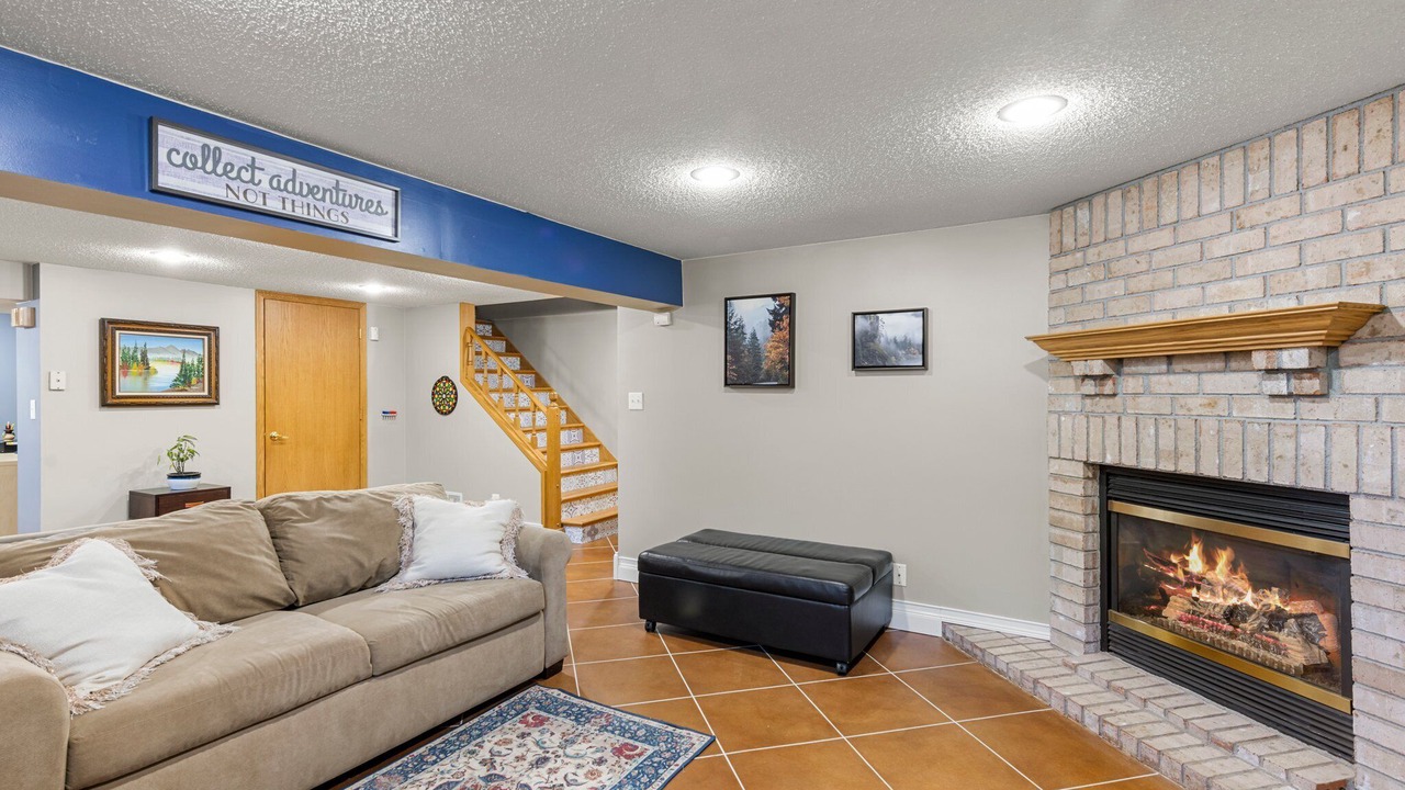 Photo of Livingroom in Burnsville