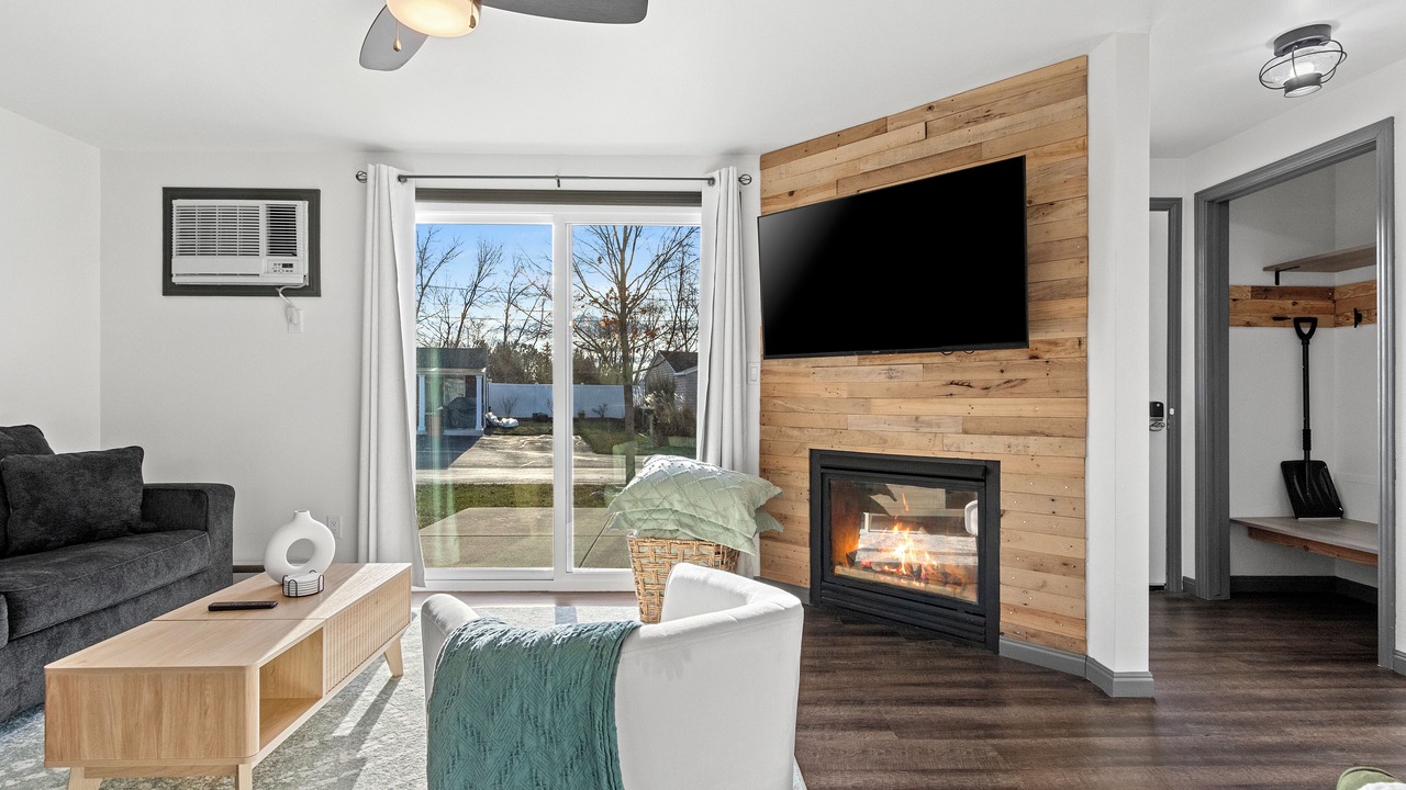 Photo of Livingroom in Dyckesville