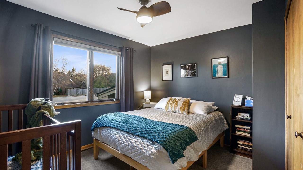 Photo of Bedroom in Mendota Heights