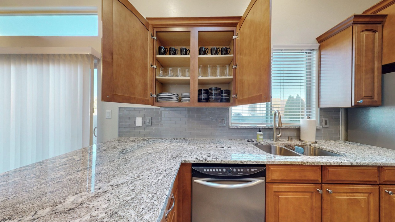 Photo of Kitchen in Vista Del Norte Alliance