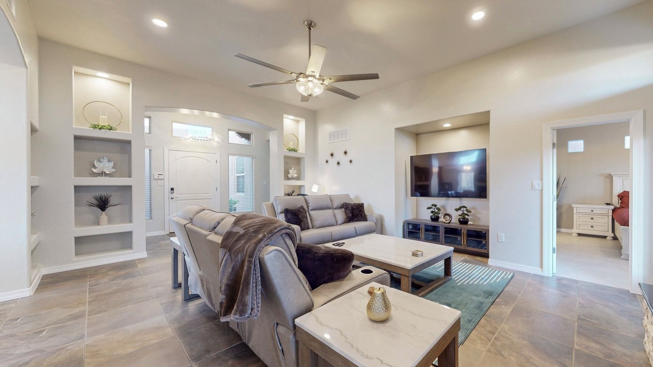Photo of Livingroom in Vista Del Norte Alliance