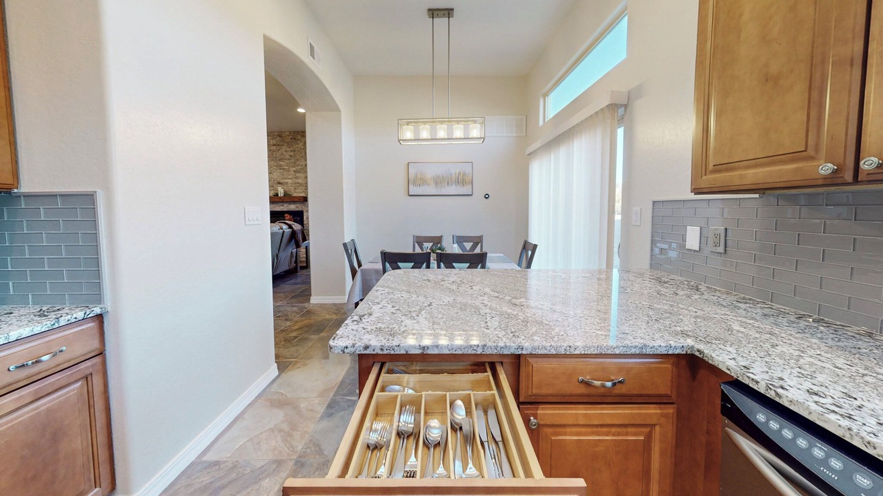 Photo of Kitchen in Vista Del Norte Alliance