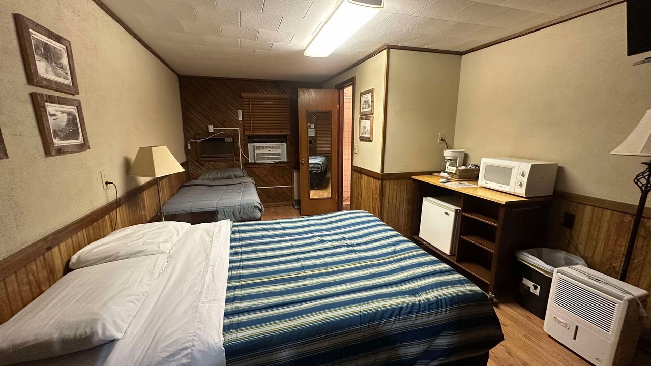 Photo of Bedroom in Alma