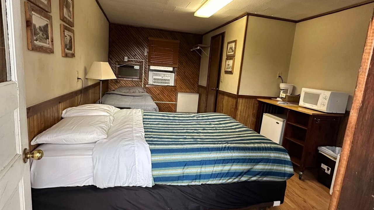Photo of Bedroom in Alma