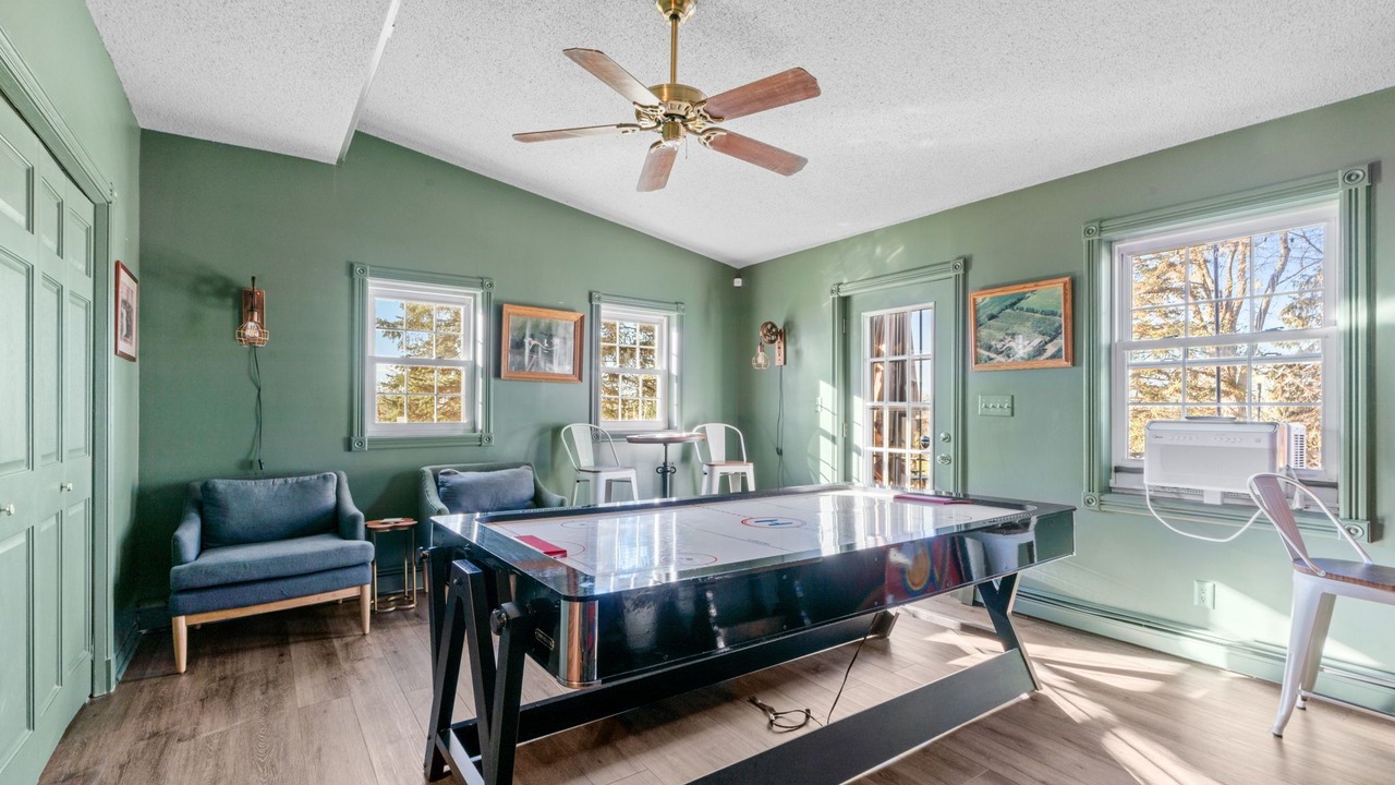 Photo of Bedroom in Hugo
