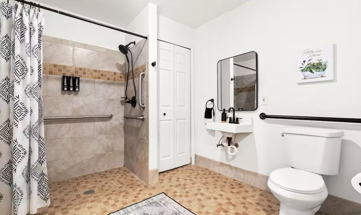 Photo of Bathroom in Drayton Plains