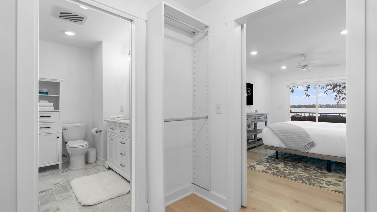 Photo of Bathroom in Spring Park