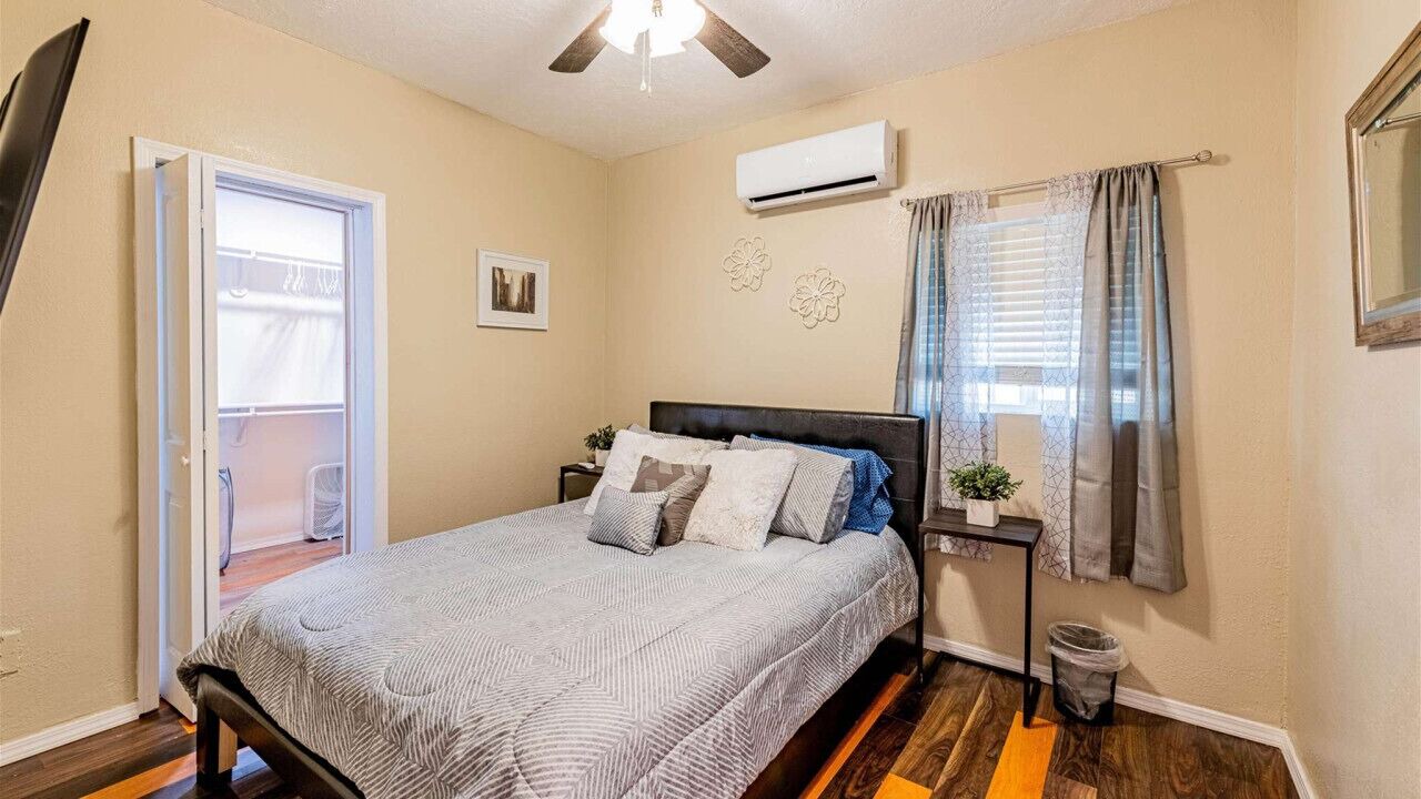 Photo of Bedroom in Albuquerque