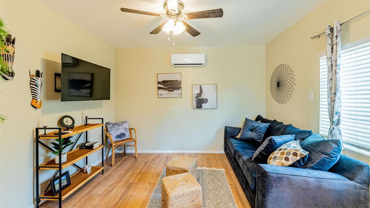 Photo of Livingroom in Albuquerque
