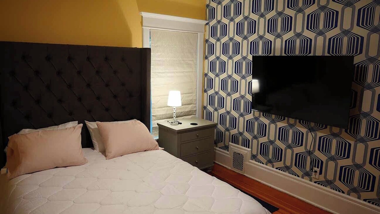 Photo of Bedroom in Hudson
