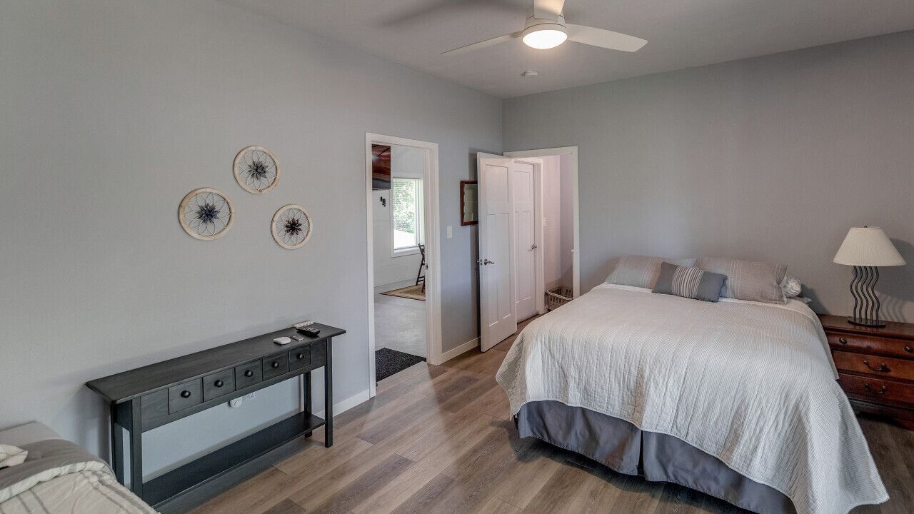 Photo of Bedroom in Breezy Point