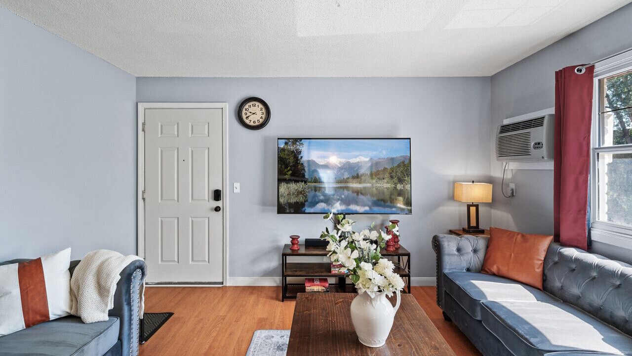 Photo of Livingroom in Spring Lake Park
