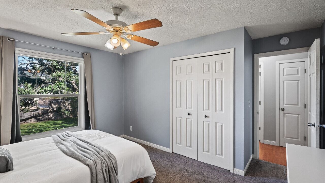 Photo of Bedroom in Spring Lake Park
