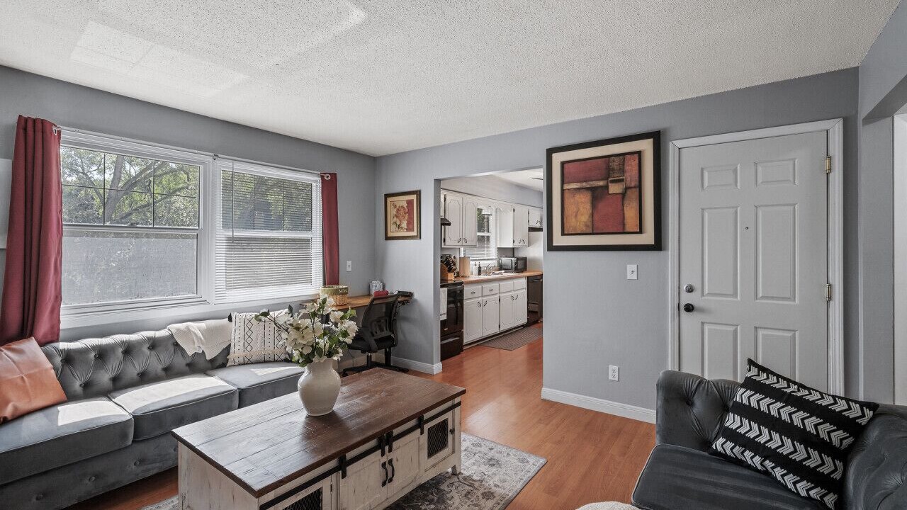 Photo of Livingroom in Spring Lake Park