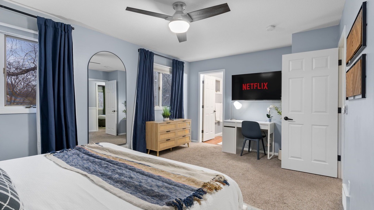 Photo of Bedroom in Brooklyn Park