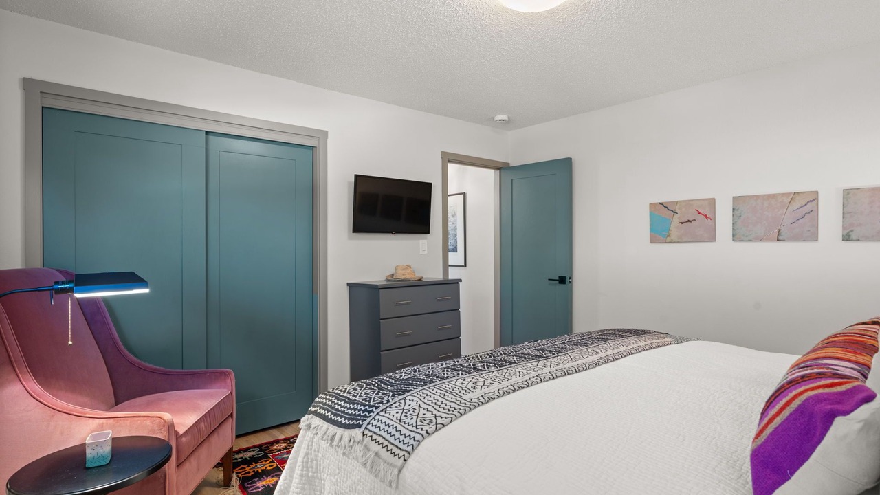 Photo of Bedroom in South Capitol