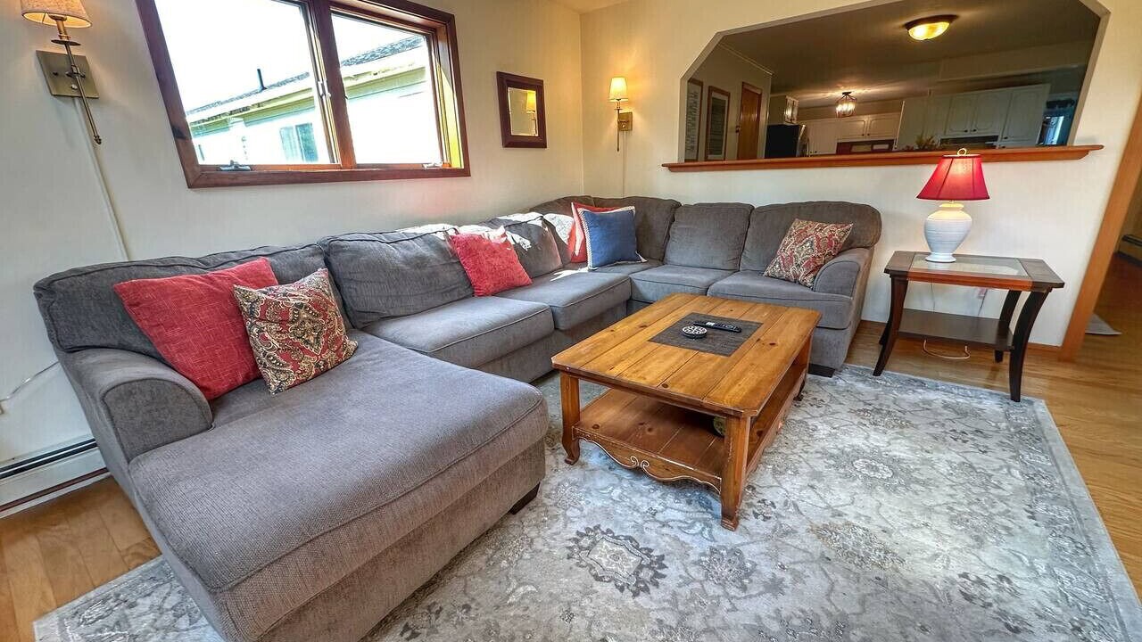 Photo of Livingroom in Manchester Center