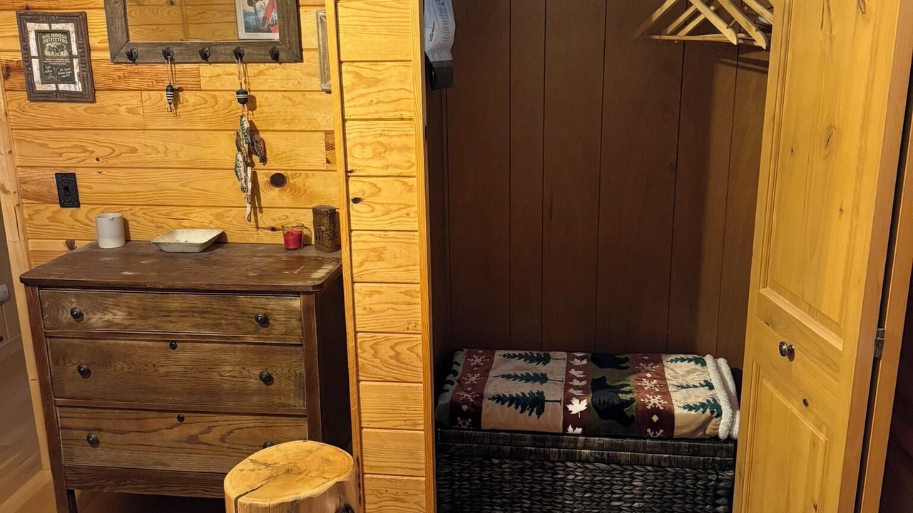Photo of Bedroom in Spooner