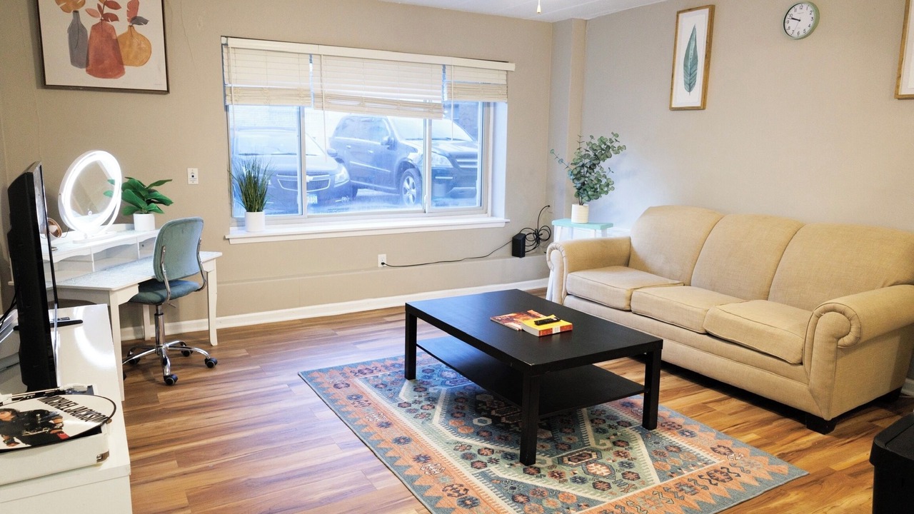 Photo of Livingroom in Whittier