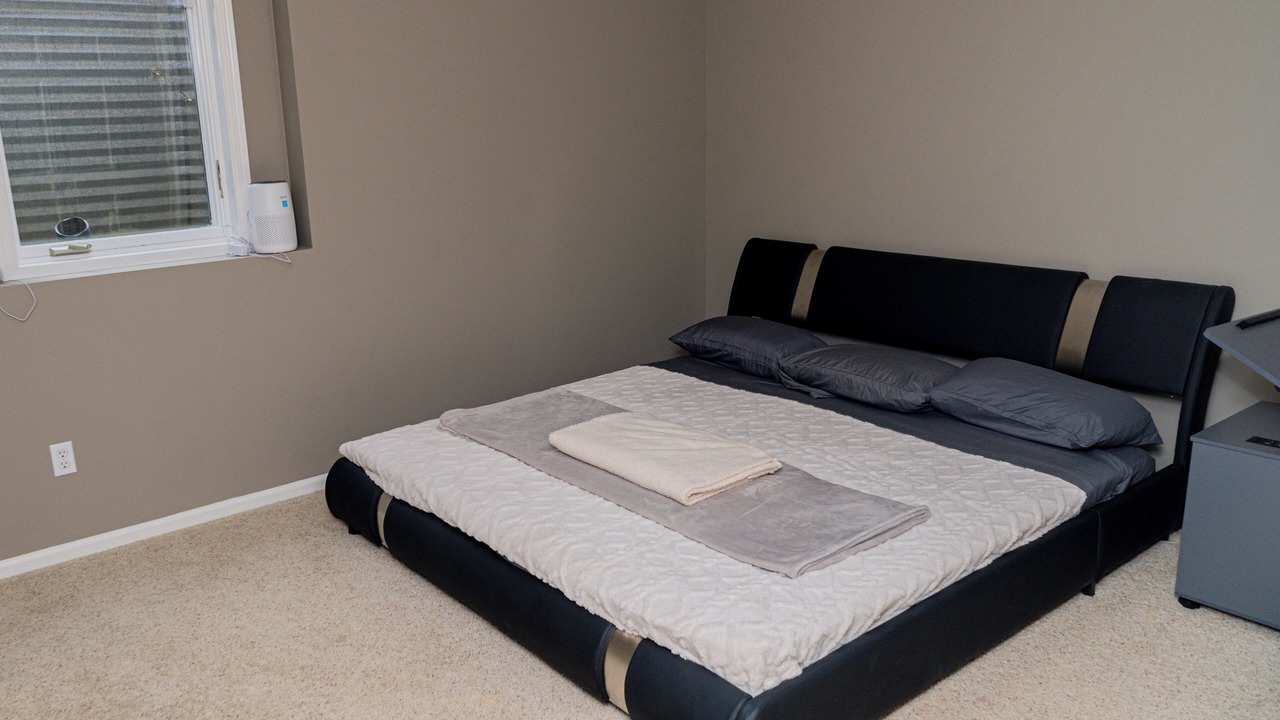Photo of Bedroom in Hudson