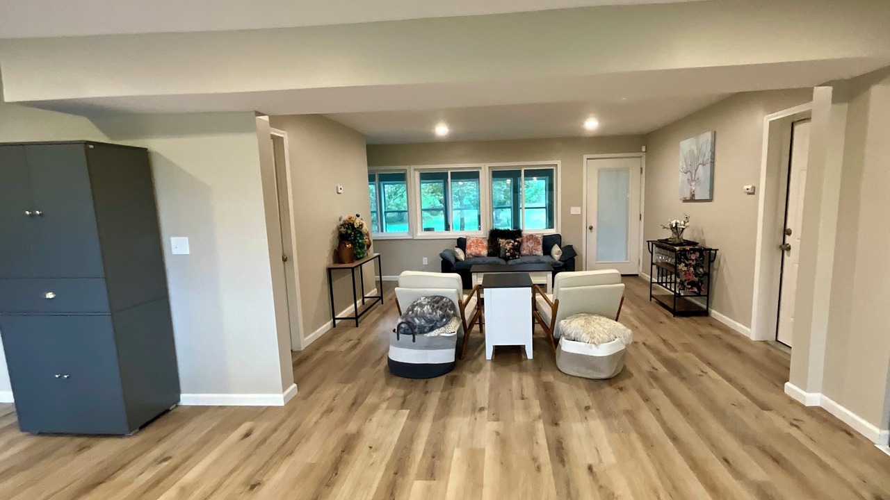 Photo of Livingroom in Cleveland
