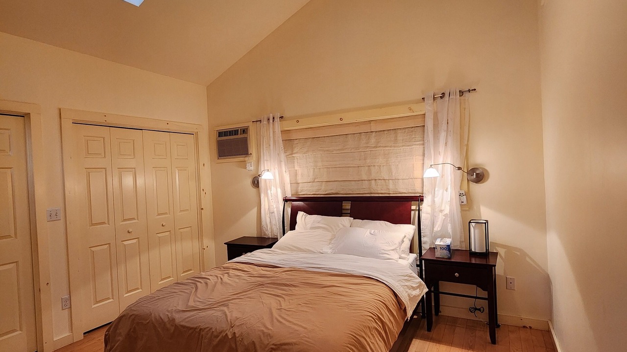 Photo of Bedroom in Hillsboro