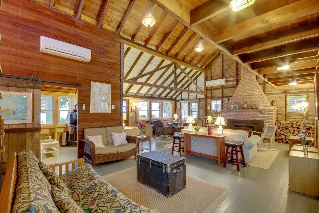 Photo of Bedroom in Malletts Bay