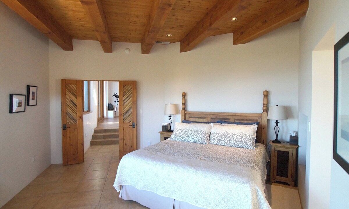Photo of Bedroom in Nambe Pueblo