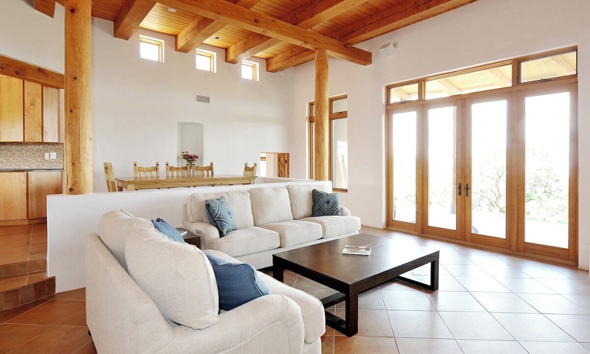 Photo of Livingroom in Nambe Pueblo