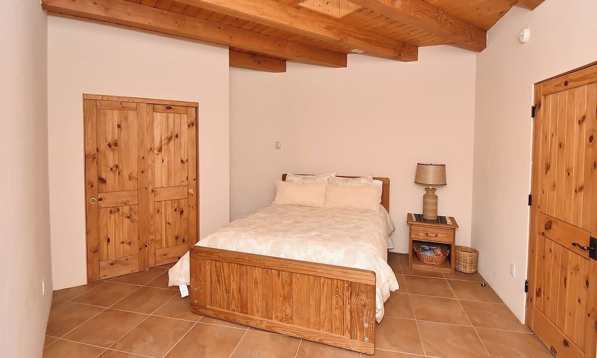Photo of Bedroom in Nambe Pueblo