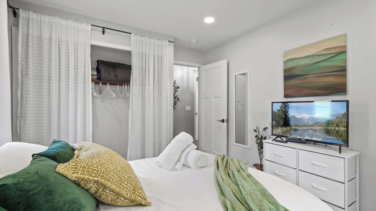 Photo of Bedroom in Maple Grove