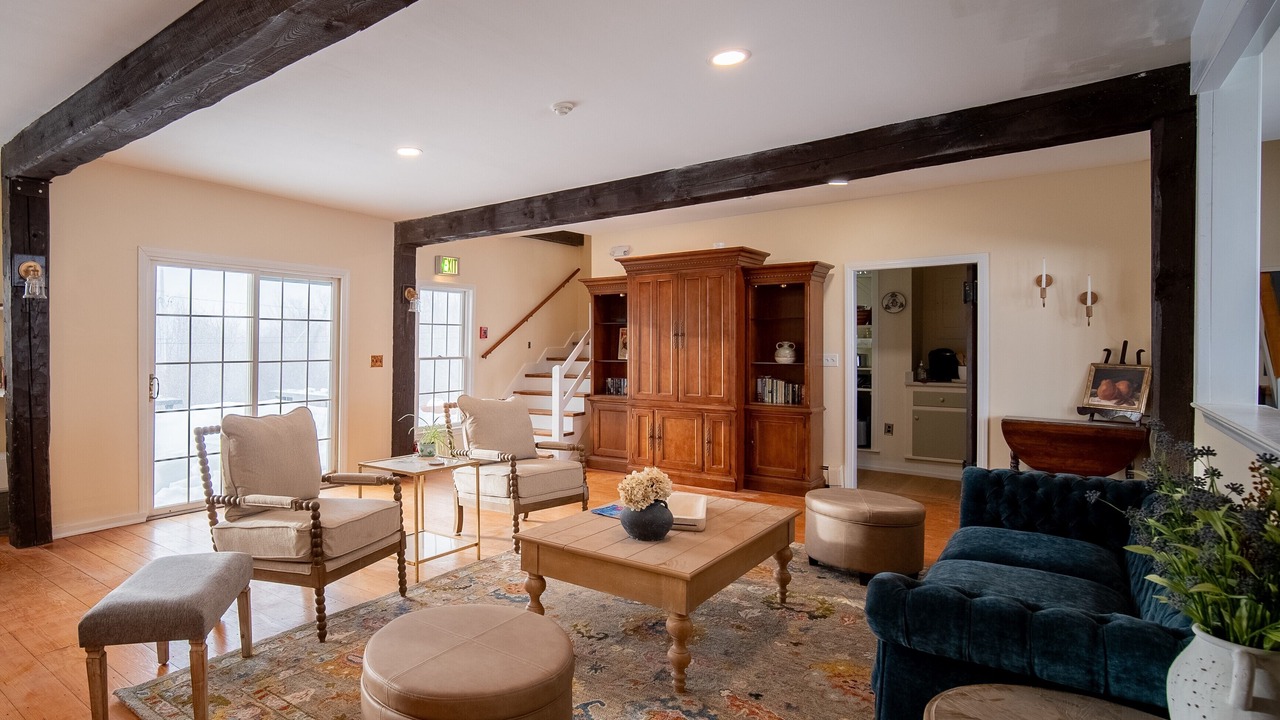 Photo of Livingroom in West Dover