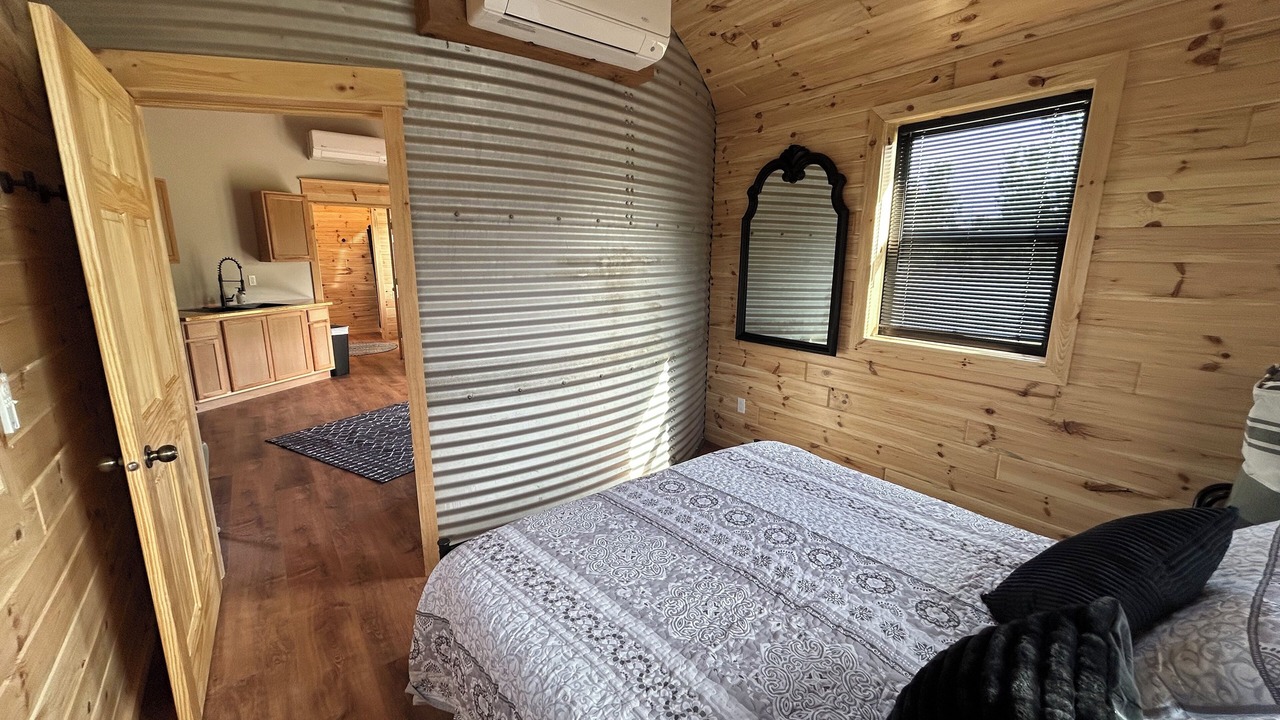 Photo of Bedroom in Bancroft