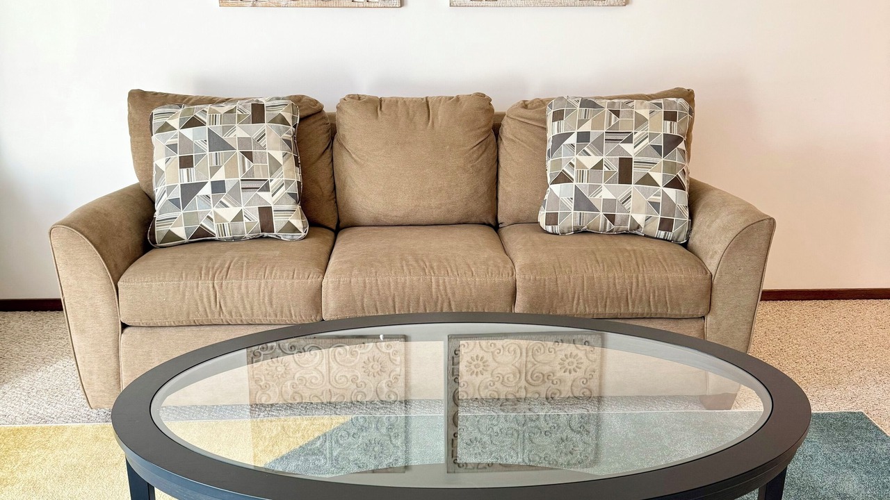 Photo of Livingroom in Northwestern Precinct