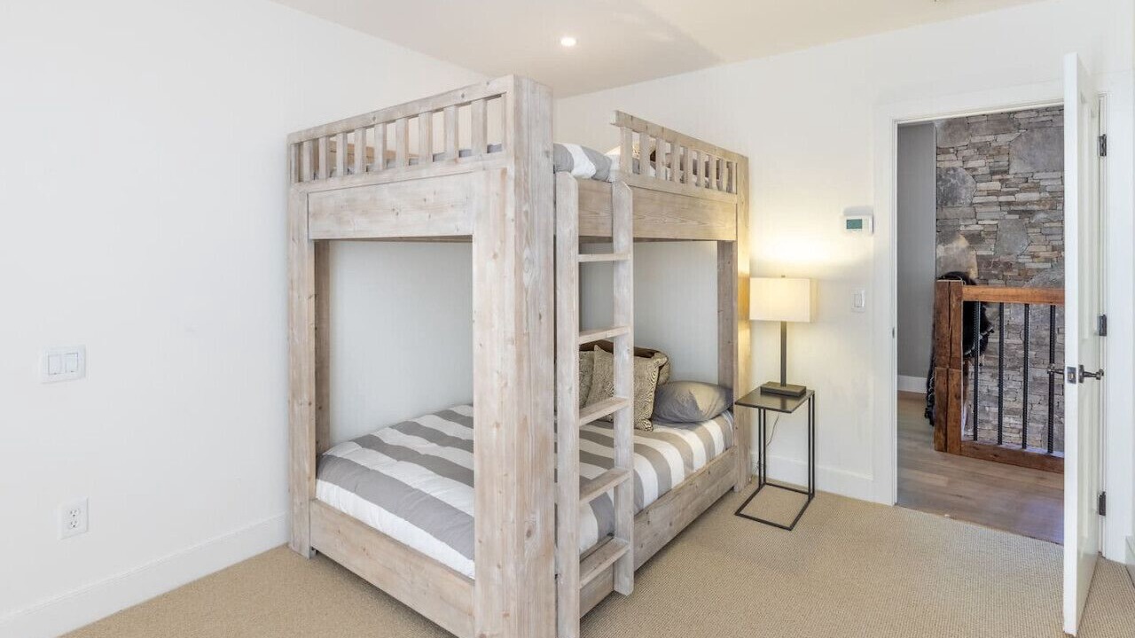 Photo of Bedroom in Stratton Mountain