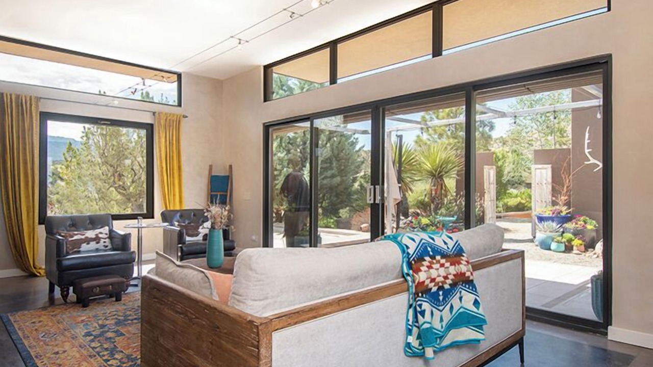 Photo of Livingroom in Chupadero