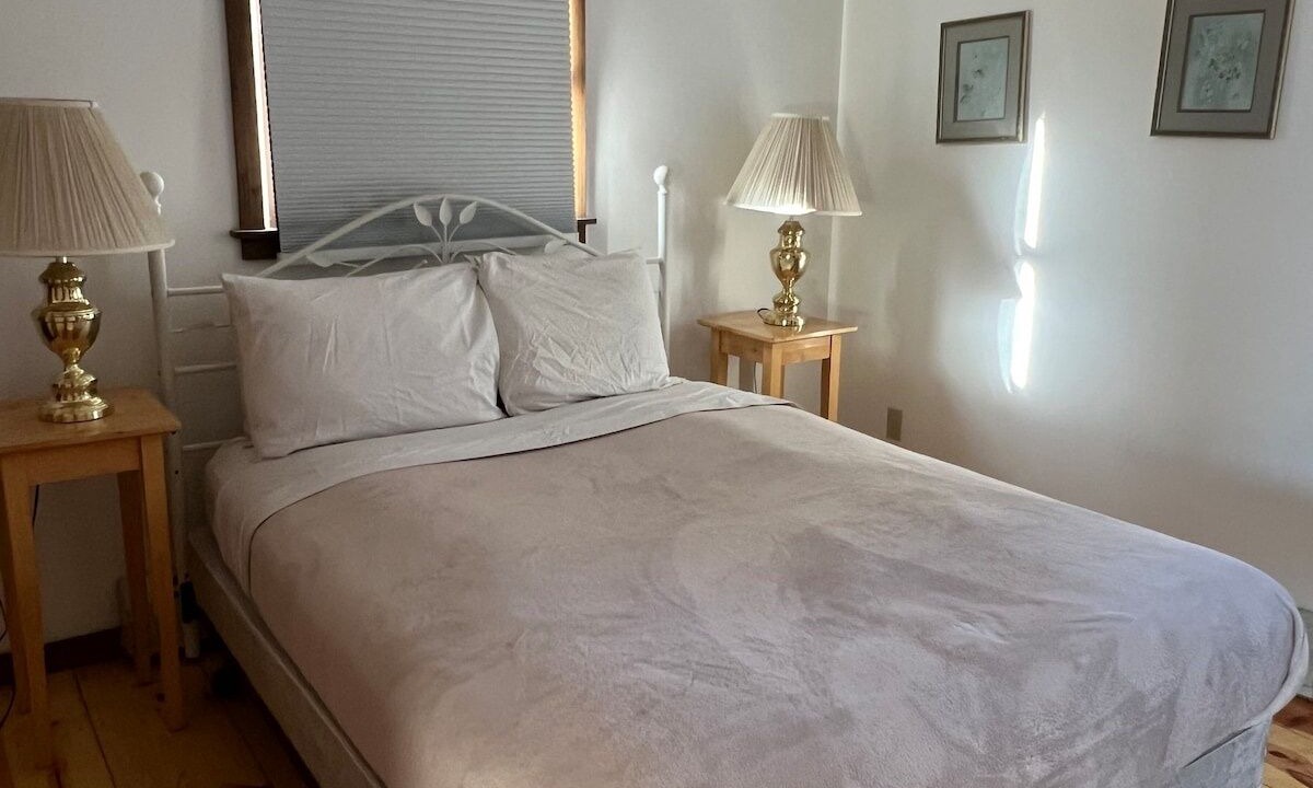 Photo of Bedroom in Canaan