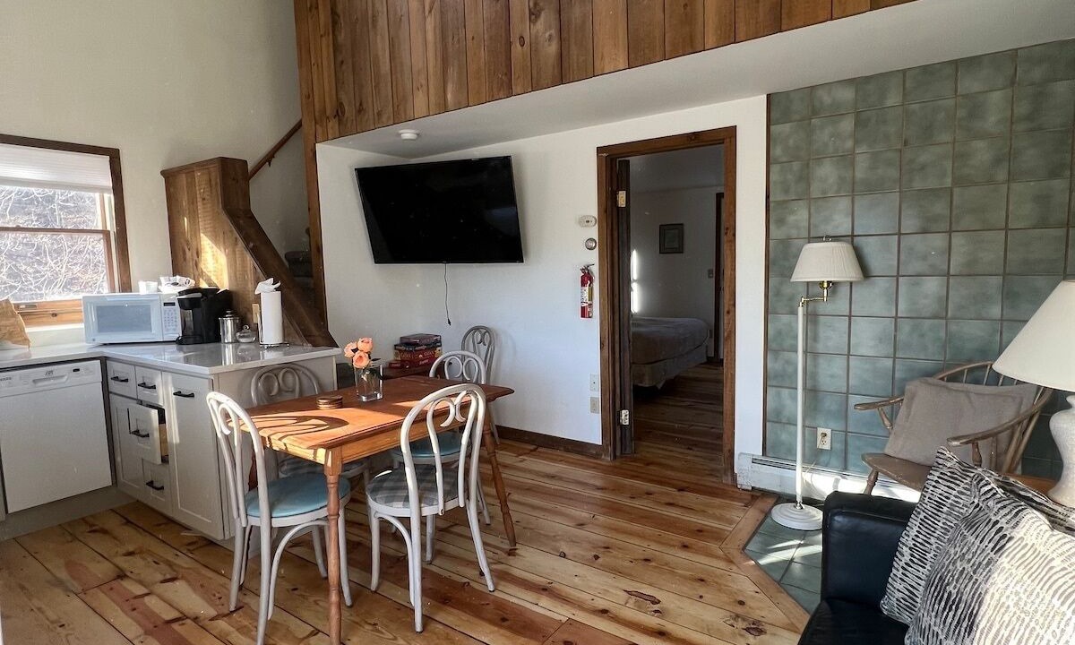 Photo of Livingroom in Canaan