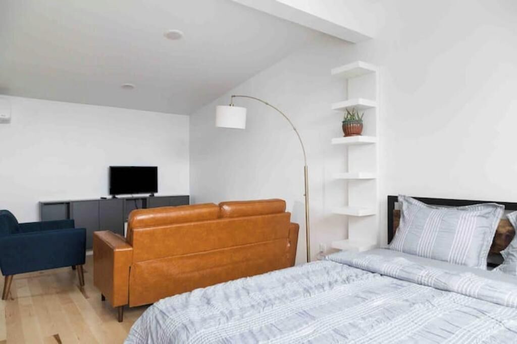 Photo of Bedroom in Old North End