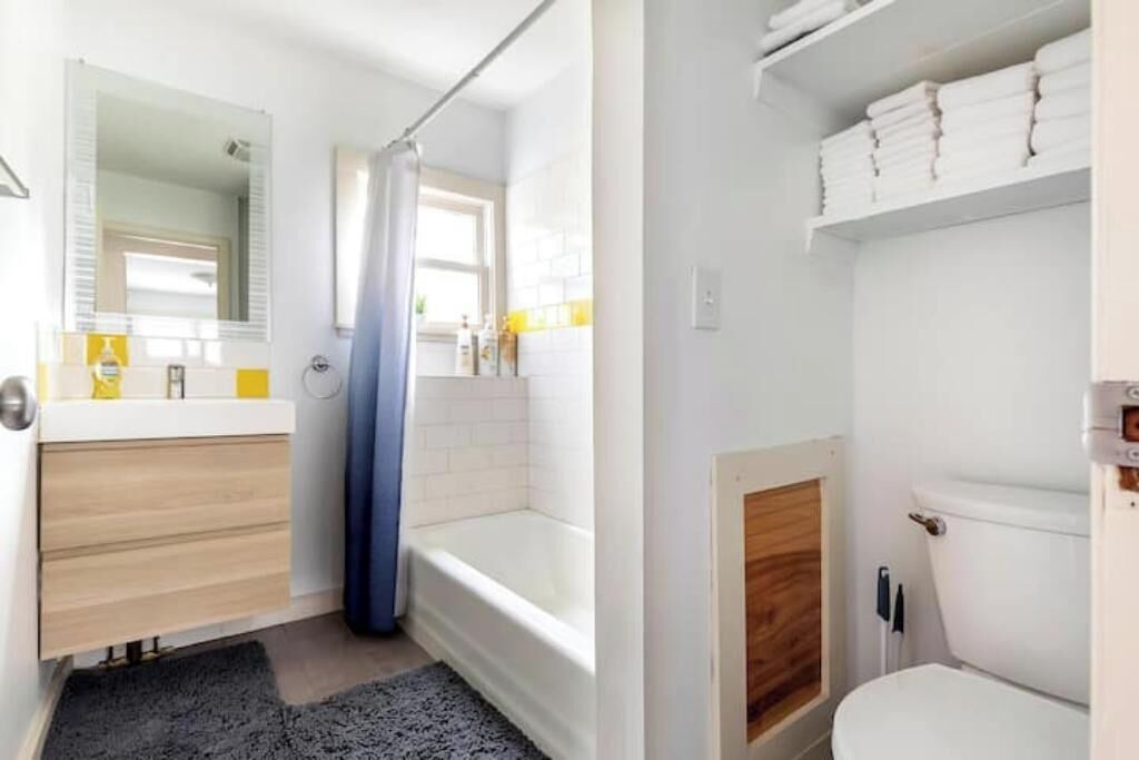 Photo of Bathroom in Old North End