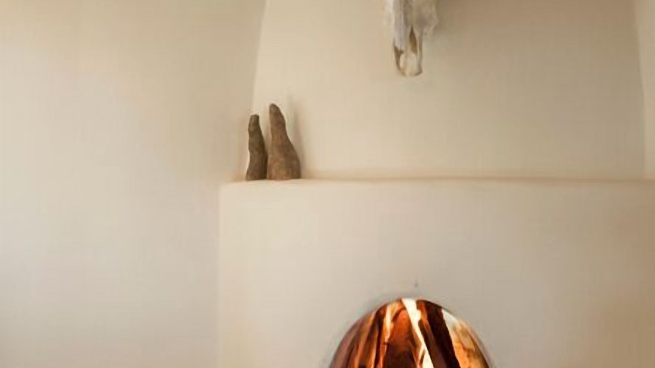 Photo of Livingroom in Northeast Santa Fe