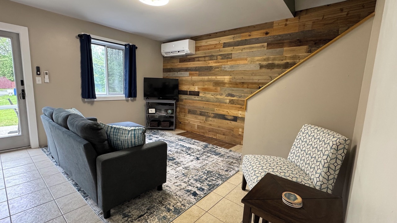 Photo of Livingroom in Willsboro