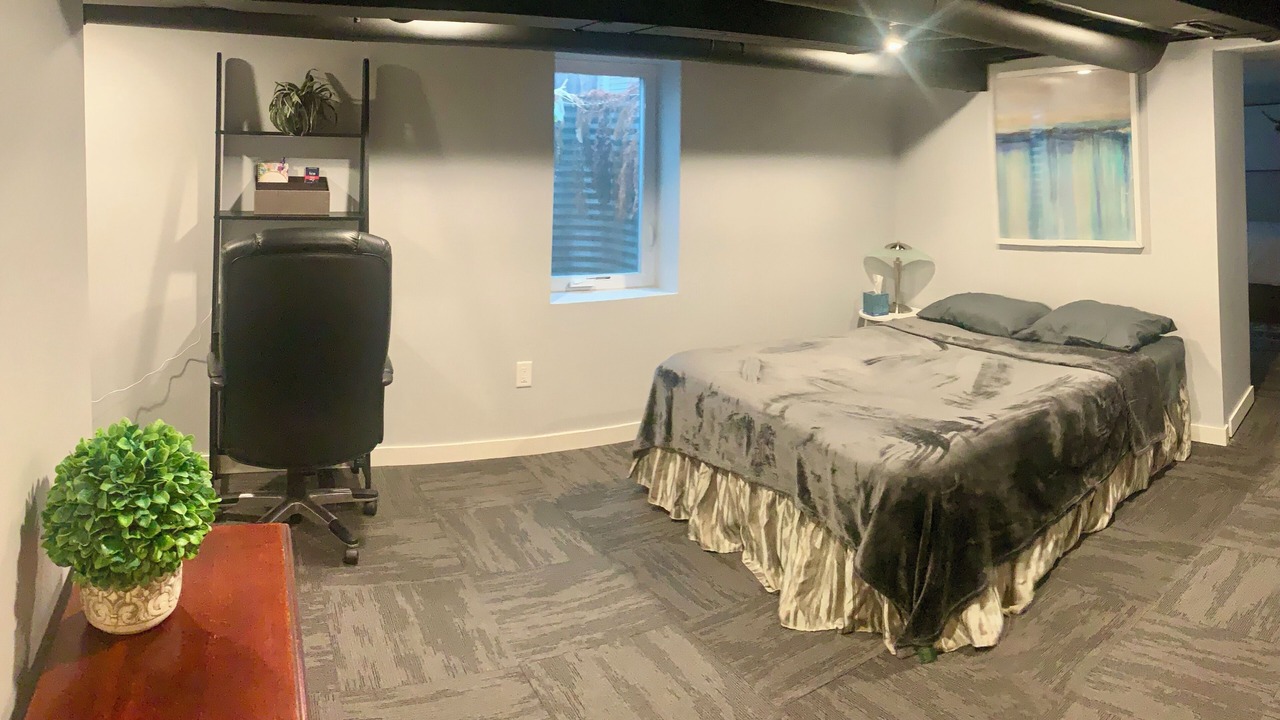 Photo of Bedroom in Crystal