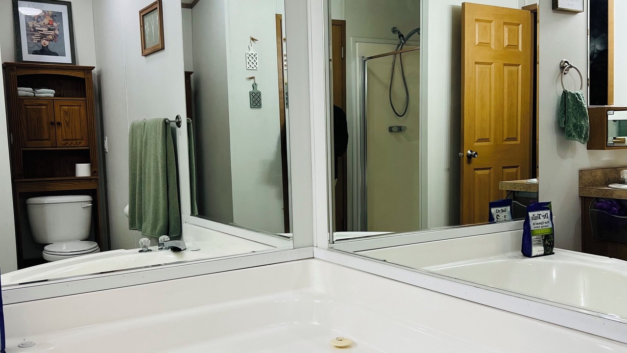 Photo of Bathroom in Moorefield