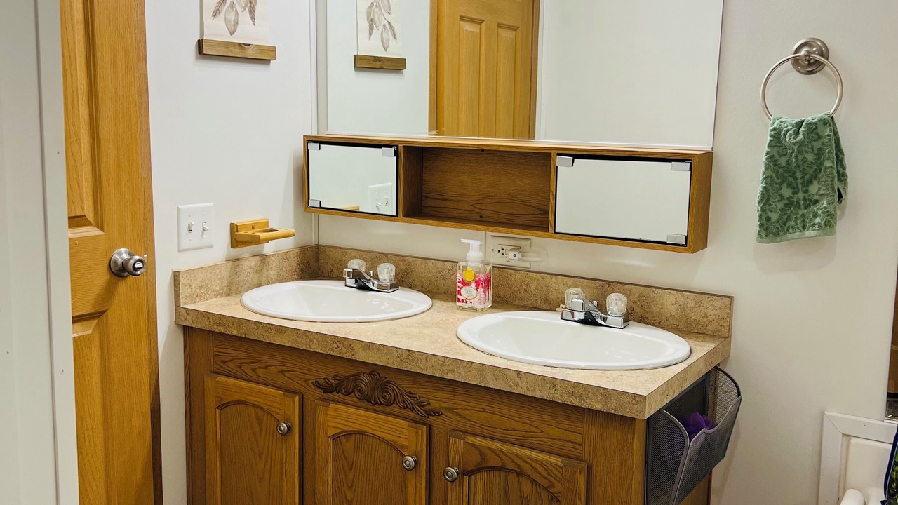 Photo of Bathroom in Moorefield